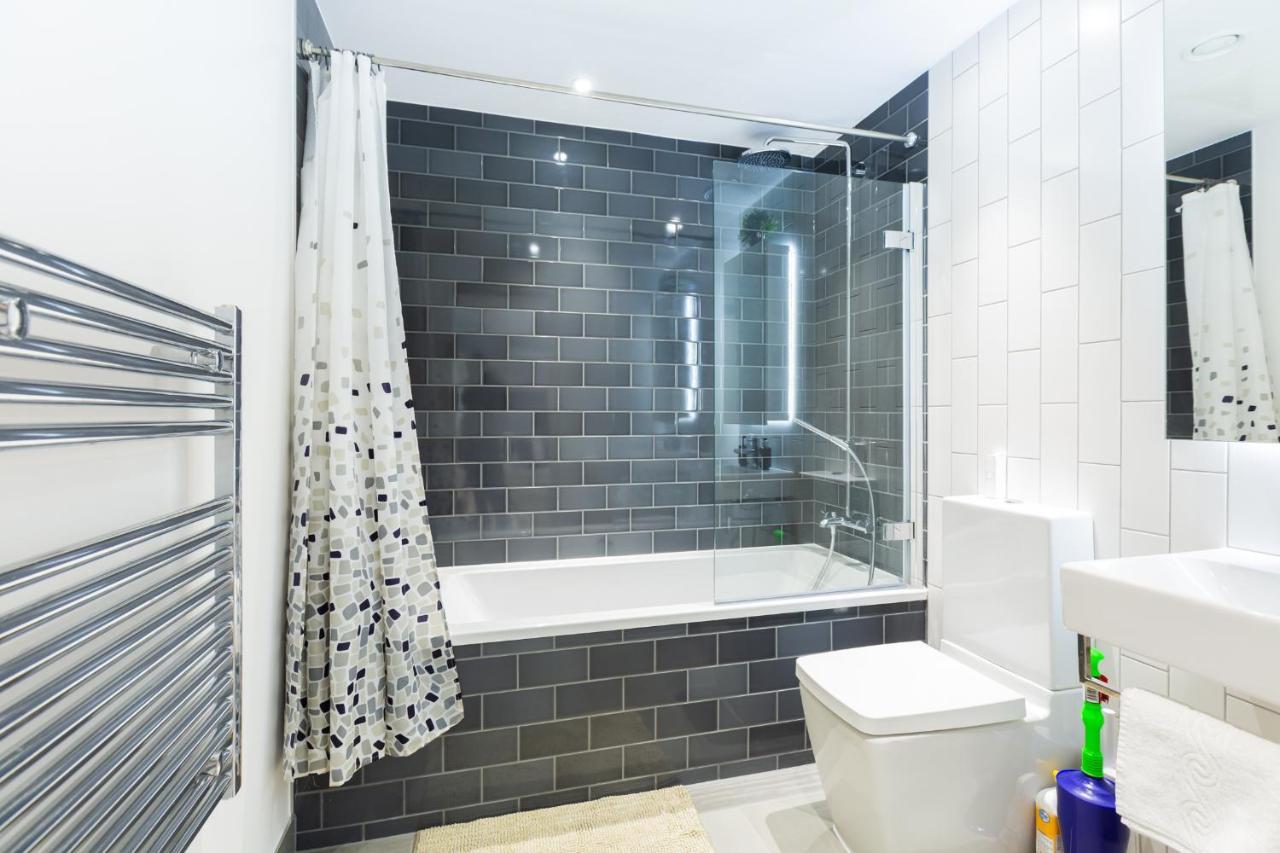 Austin David Apartments Royal Wharf 런던 외부 사진